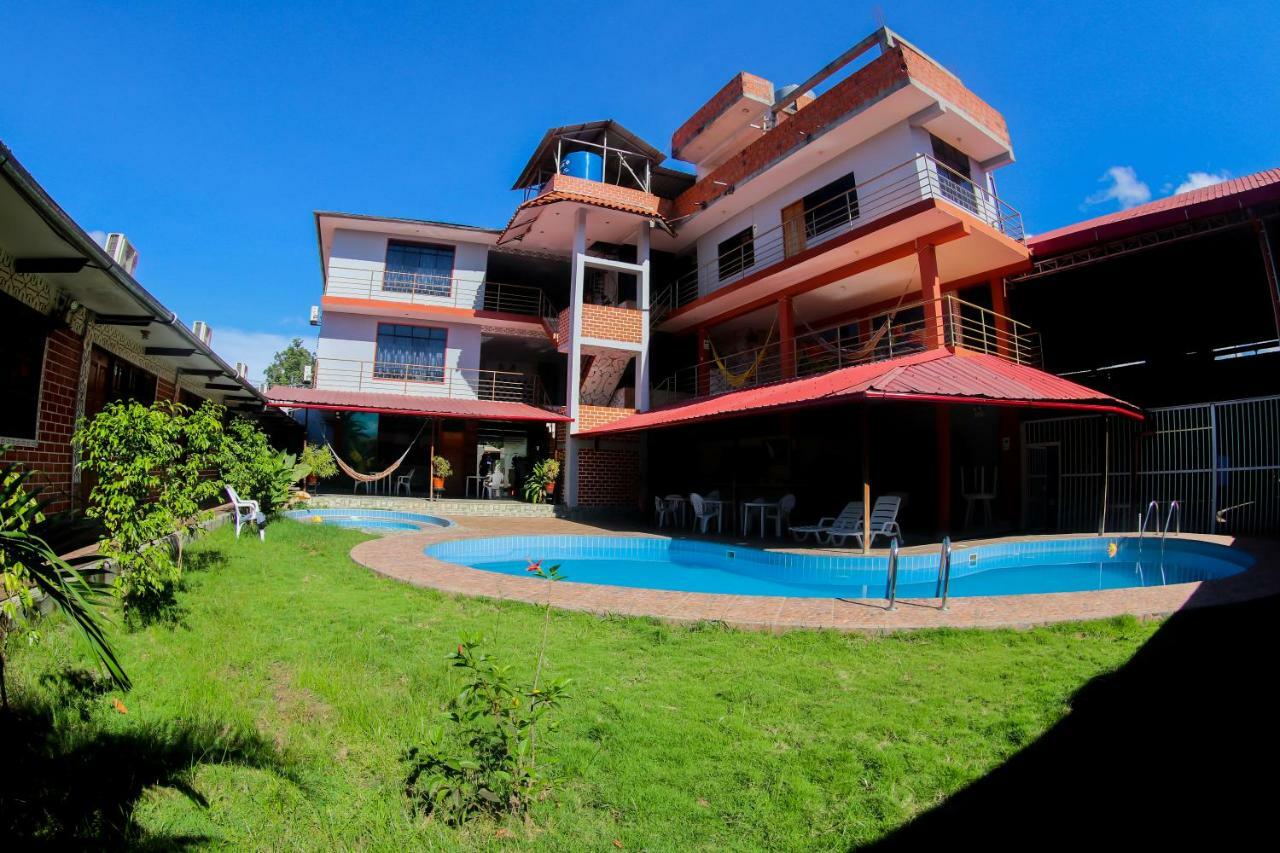 Gran Hotel Gusbet Pucallpa Exterior photo